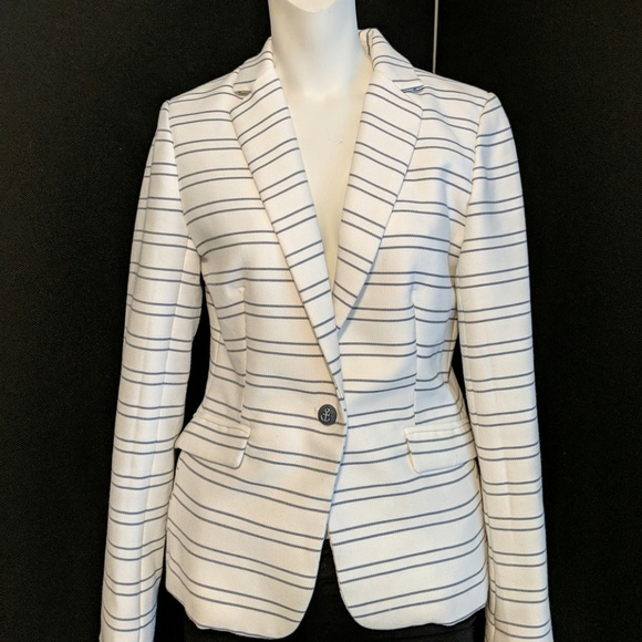 Katherine Barclay Jackets & Blazers - Katherine Barclay White and navy striped jacket